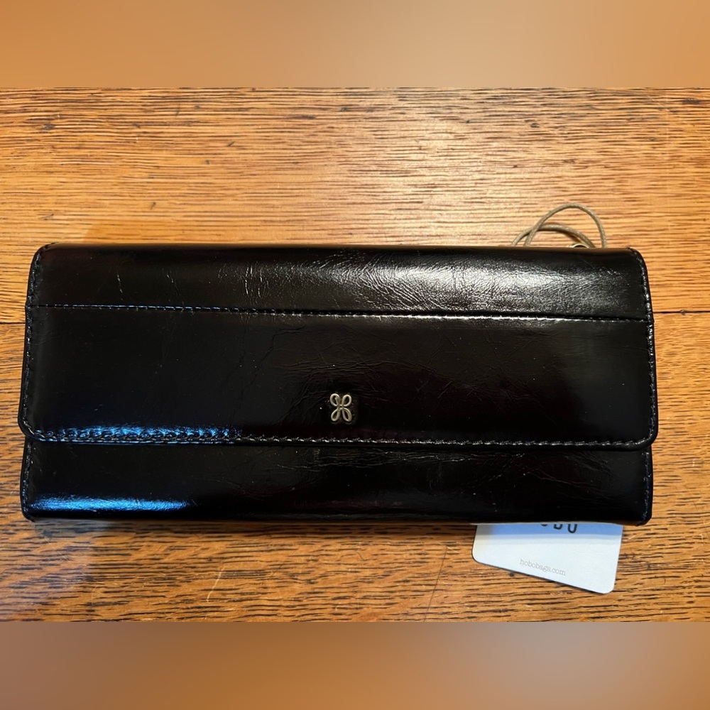 HOBO Jill Large Trifold Continental Wallet